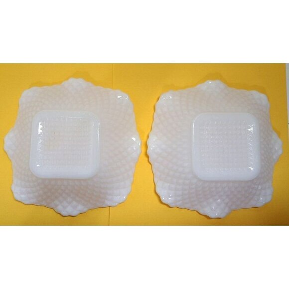 Anchor Hocking Set of 2 Ruffled Edge Quilted Diamond Pattern 7" Dessert Dishes - Picture 2 of 8
